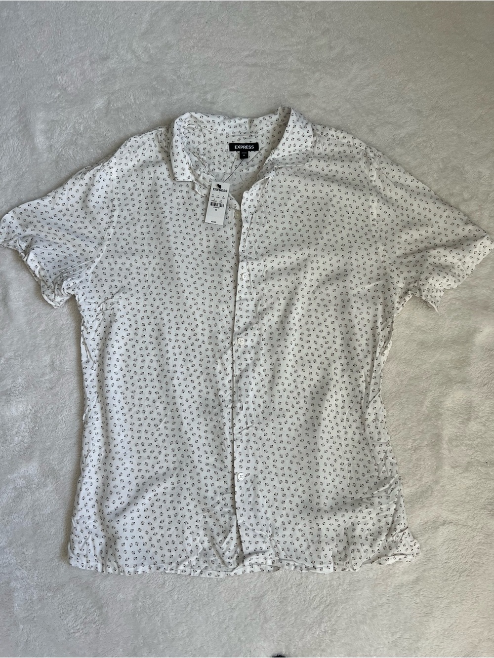 Express Men’s White Short-Sleeve Button-Down Shirt with Small Navy Micro Print
